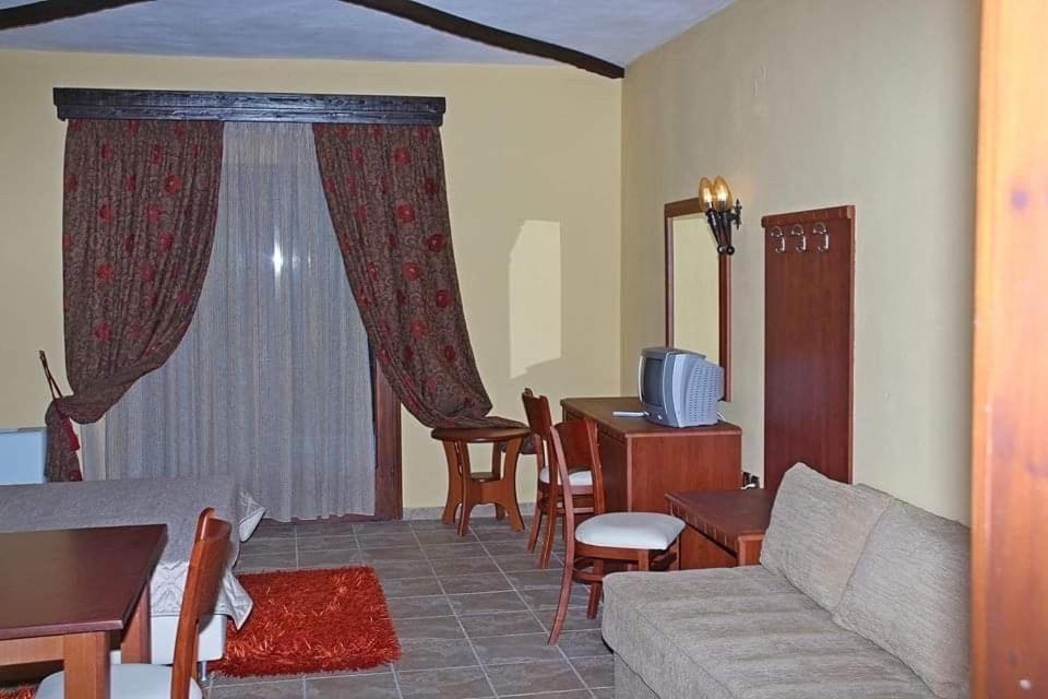 Tsigoura Verde Resort Mikros Prinos Eksteriør billede